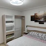 Apartman 2, Amplio Con Garaje, 3 Dorms, 1 Bano
