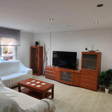 2, Amplio Con Garaje, 3 Dorms, 1 Bano Apartman Elche
